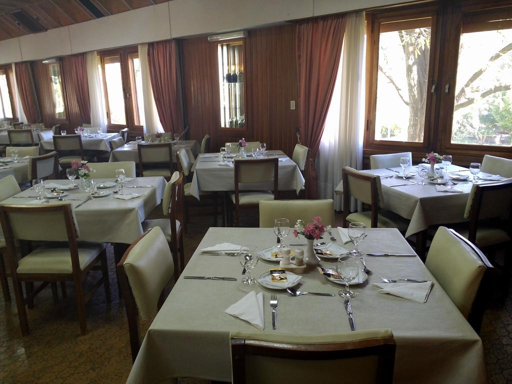 Hotel Edelweiss Villa General Belgrano Exteriör bild